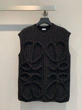 LOEWE KNIT VEST STYLE 227