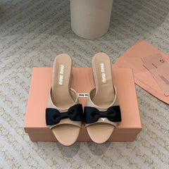 Nude Beige Mid - Heels With Black Bow Calfskin