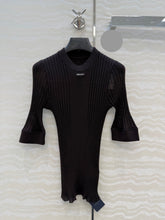 MIUMIU SHORT-SLEEVE SWEATER STYLE 838