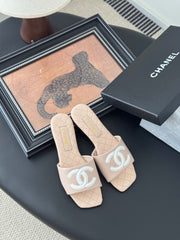 SLIPPER IN PEACH PINK CALFSKIN