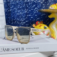 MONTAIGNE SUNGLASS 560858 IN IVORY ACETATE GREY YELLOW SMOKE LENSES