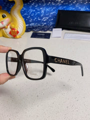 SQUARE SUNGLASSES 638934 IN BLACK ACETATE