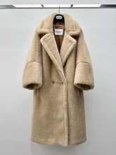 BURBERRY 25S TEDDY BEAR JACKET 0053
