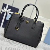 PRADA 25S GALLERIA LARGE BAG 32 IN BLACK CALFSKIN GOLD HARDWRE