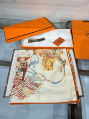 HERMES 25S SCARF 136 IN SILK CASHMERE 989709