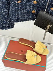 FLAT SANDALS IN YELLOW SUEDE AND LAMBSKIN