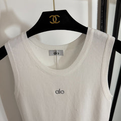 ALO KNIT SLEEVELESS TOP STYLE 162