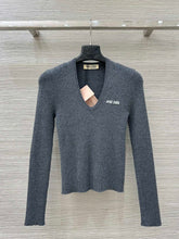 MIUMIU SWEATER STYLE 786