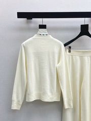 BURBERRY 25S CARDIGAN AND STRAIGHT-LEG PANTS SET 096