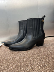 DIOR 25S D-WEST HAUTE COUTURE CHELSEA BOOTS 45MM IN BLACK CALFSKIN