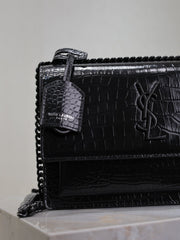 YSL 25S SUNSET MEDIUM 22 IN BLACK CROCODILE-EMBOSSED SHINY CALFSKIN BLACK HARDWRE