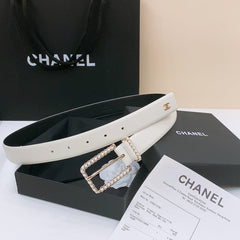 BELT 30MM IN BLACK AND WHITE CALFSKIN WITH INTERWOVEN GOLD CHAIN BUCKLE