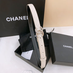 DOUBLE C BELT 20MM IN WHITE CALFSKIN WITH QUILTED STITCHING SPIRAL SILVER BUCKLE