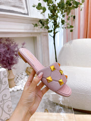 STUD FLAT SLIDE IN BABY PINK LAMBSKIN
