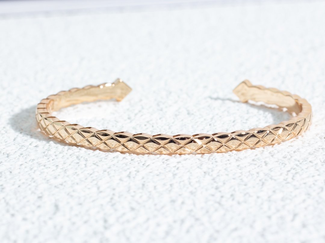 CRUSH BRACELET OPEN CUFF PINK GOLD