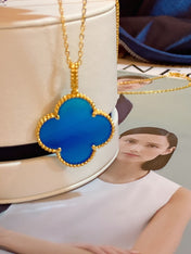 CLOVER GOLD TURQUOISE NECKLACE