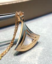 DREAM MOP DIAMOND PAVED PINK GOLD NECKLACE