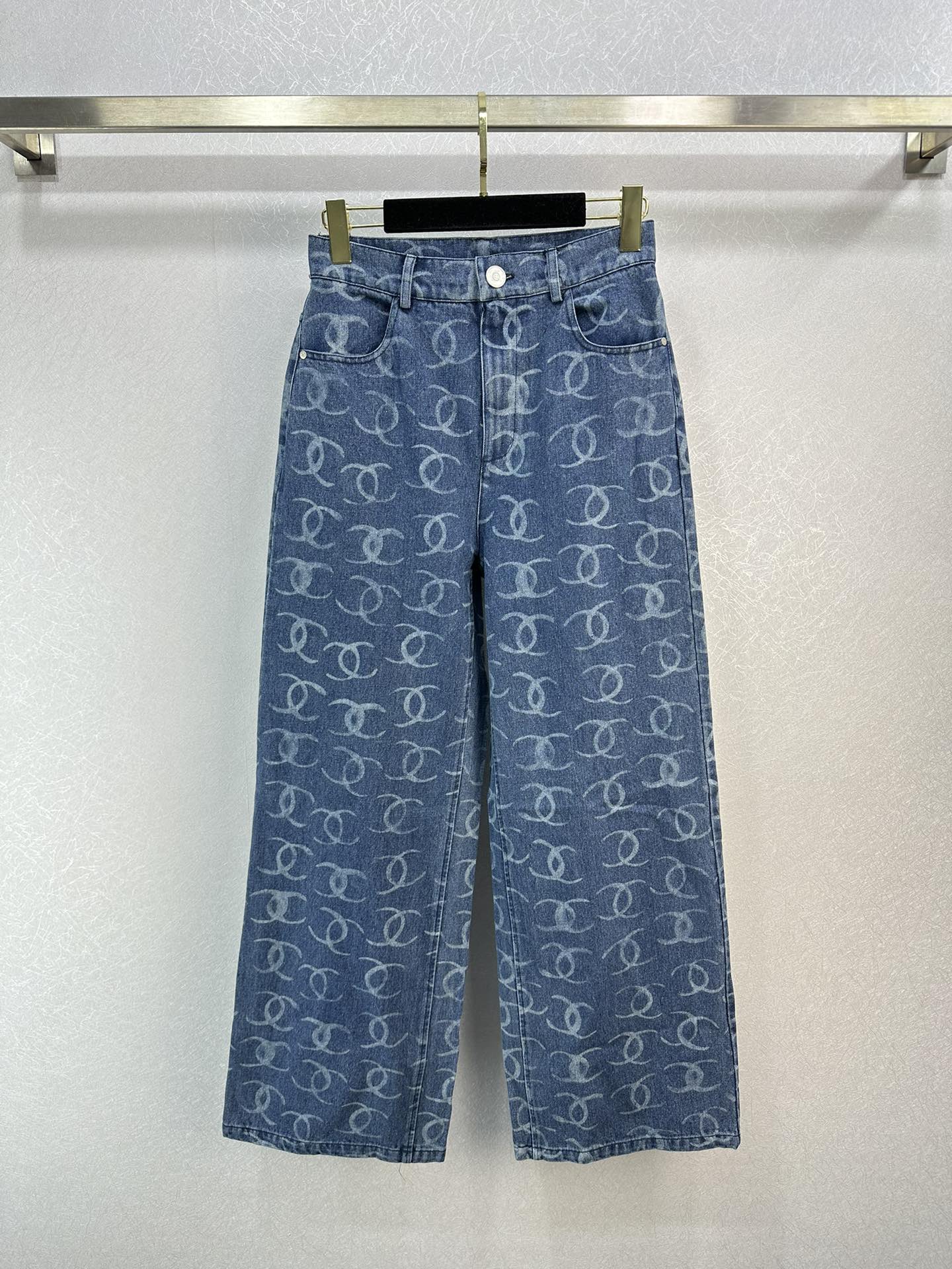 DENIM CC LOGO DARK BLUE WHITE AND SILVER JEANS