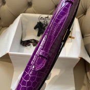 KELLY CUT 31 IN VIOLET PURPLE ALLIGATOR LEATHER WITH GOLD HARDWARE