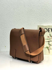 LOE 33 XS MILITARY MESSENGER BAG IN WINTER BROWN CALFSKIN AND JACQUARD