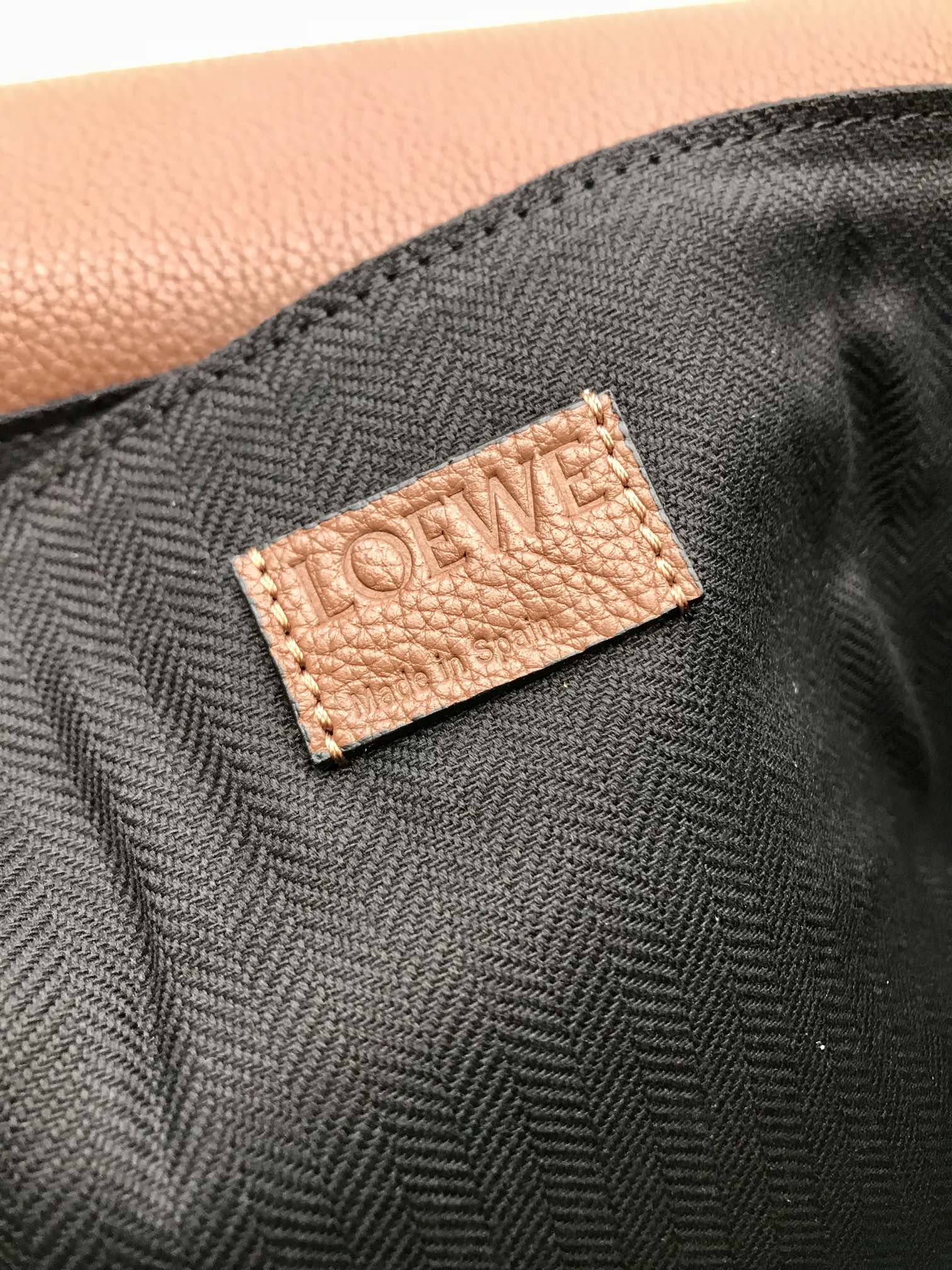 LOE 33 XS MILITARY MESSENGER BAG IN WINTER BROWN CALFSKIN AND JACQUARD