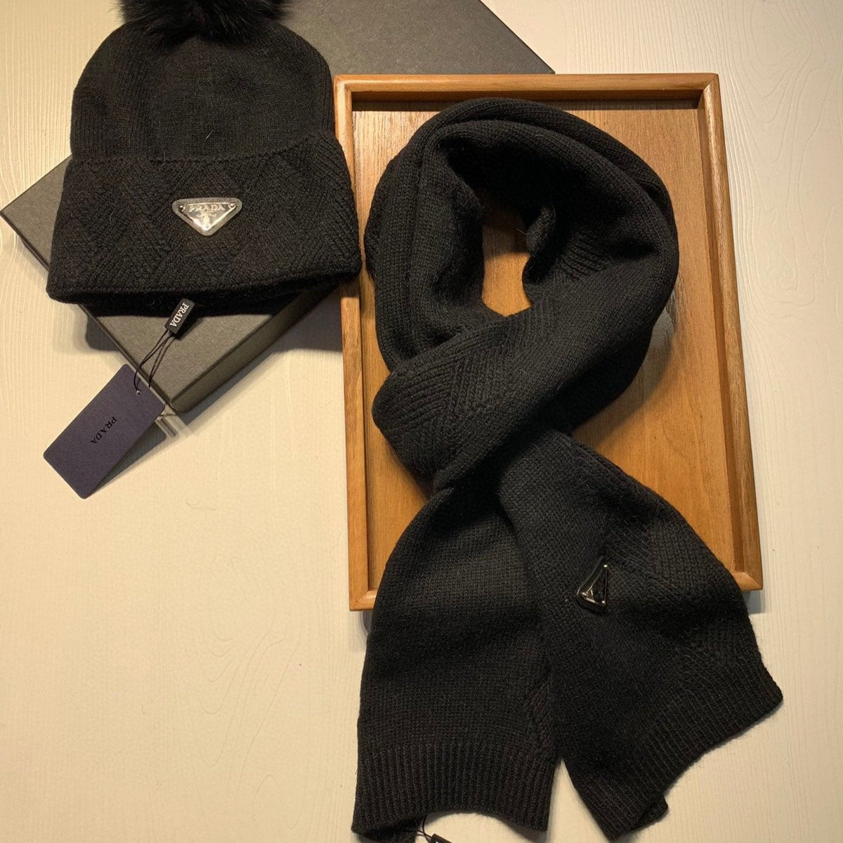 SET SCARF AND HAT IN BLACK WOOL AND RABBIT FUR 416369