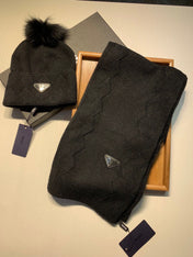 SET SCARF AND HAT IN BLACK WOOL AND RABBIT FUR 416369