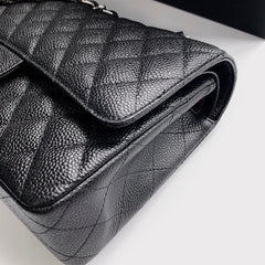 FLAP BAG 25 IN BLACK CAVIAR LEATHER SILVER HARDWARE