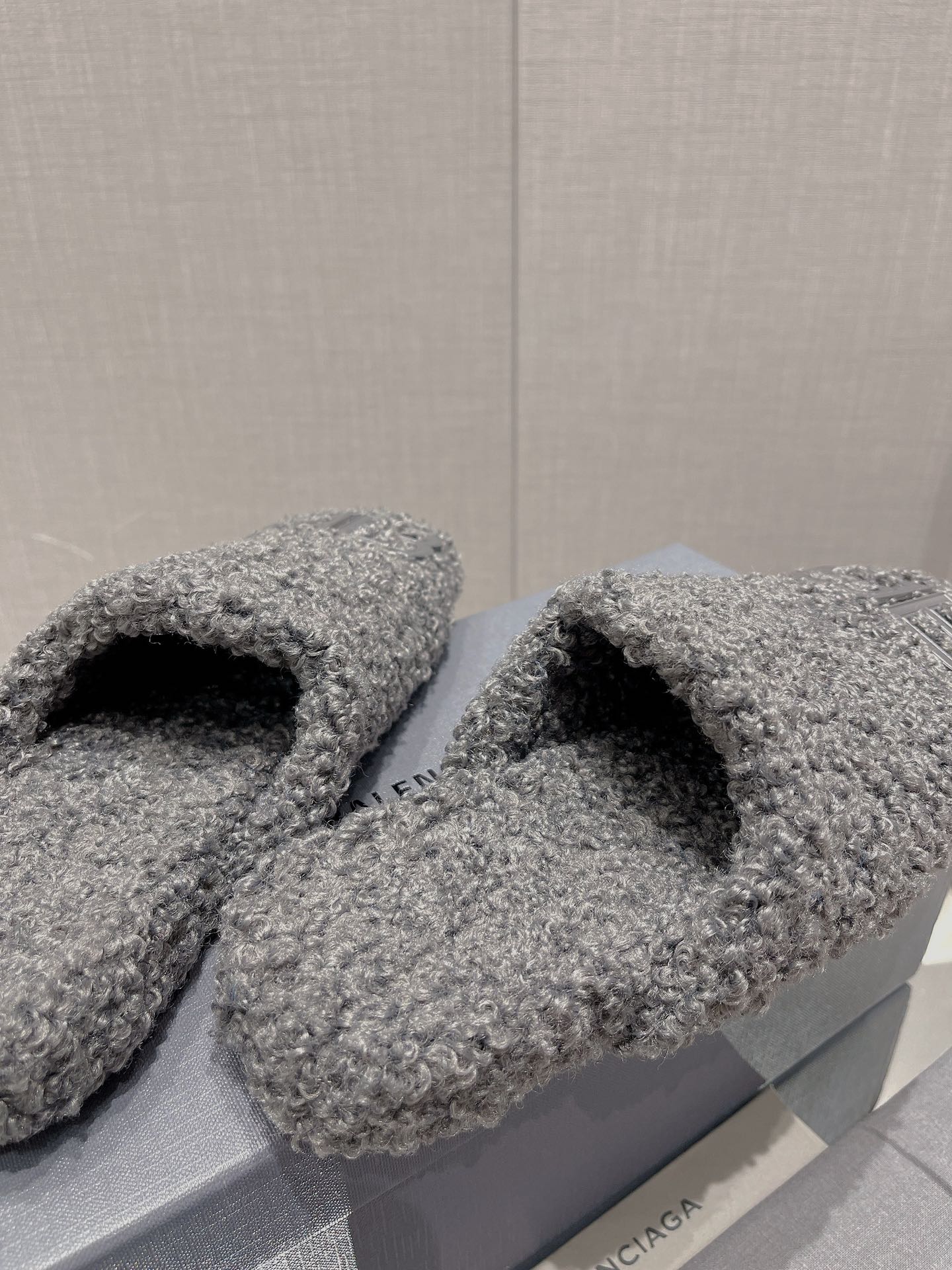 BALENCIAGA 25S MULES IN GRAY WOOL WITH LOGO
