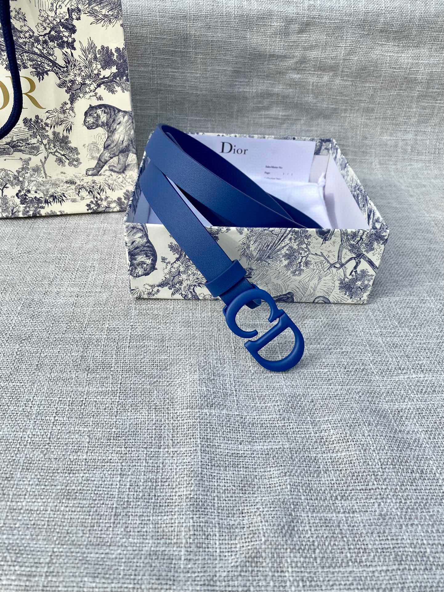 DIOR 26S BELT 20 MM IN NAVY BLUE CALFSKIN 673574