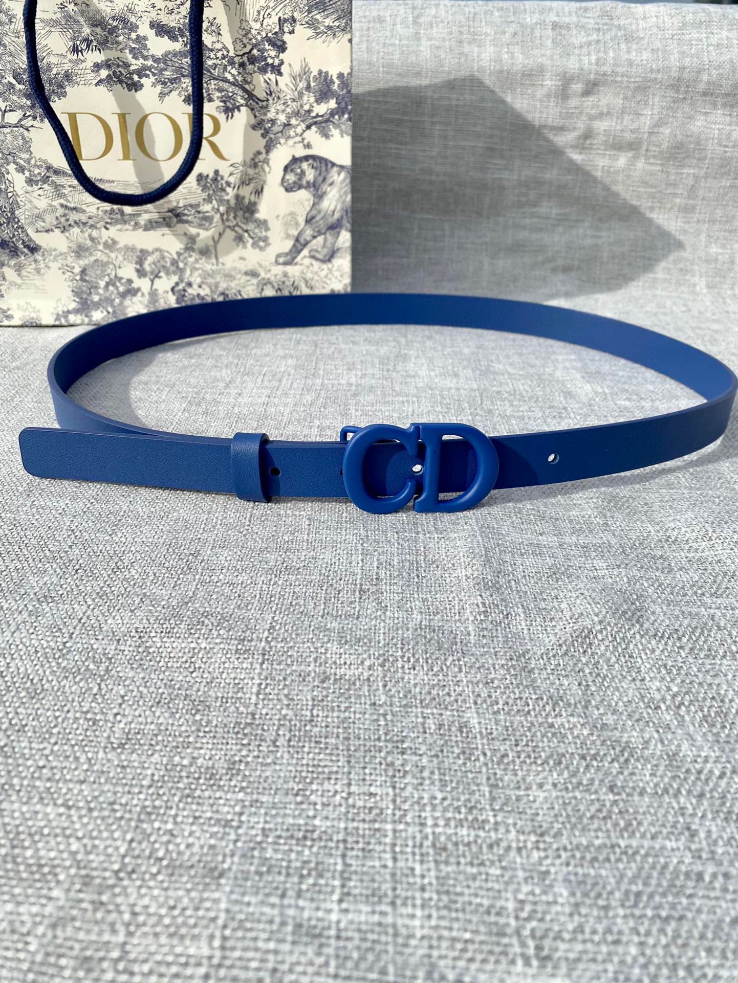 DIOR 26S BELT 20 MM IN NAVY BLUE CALFSKIN 673574
