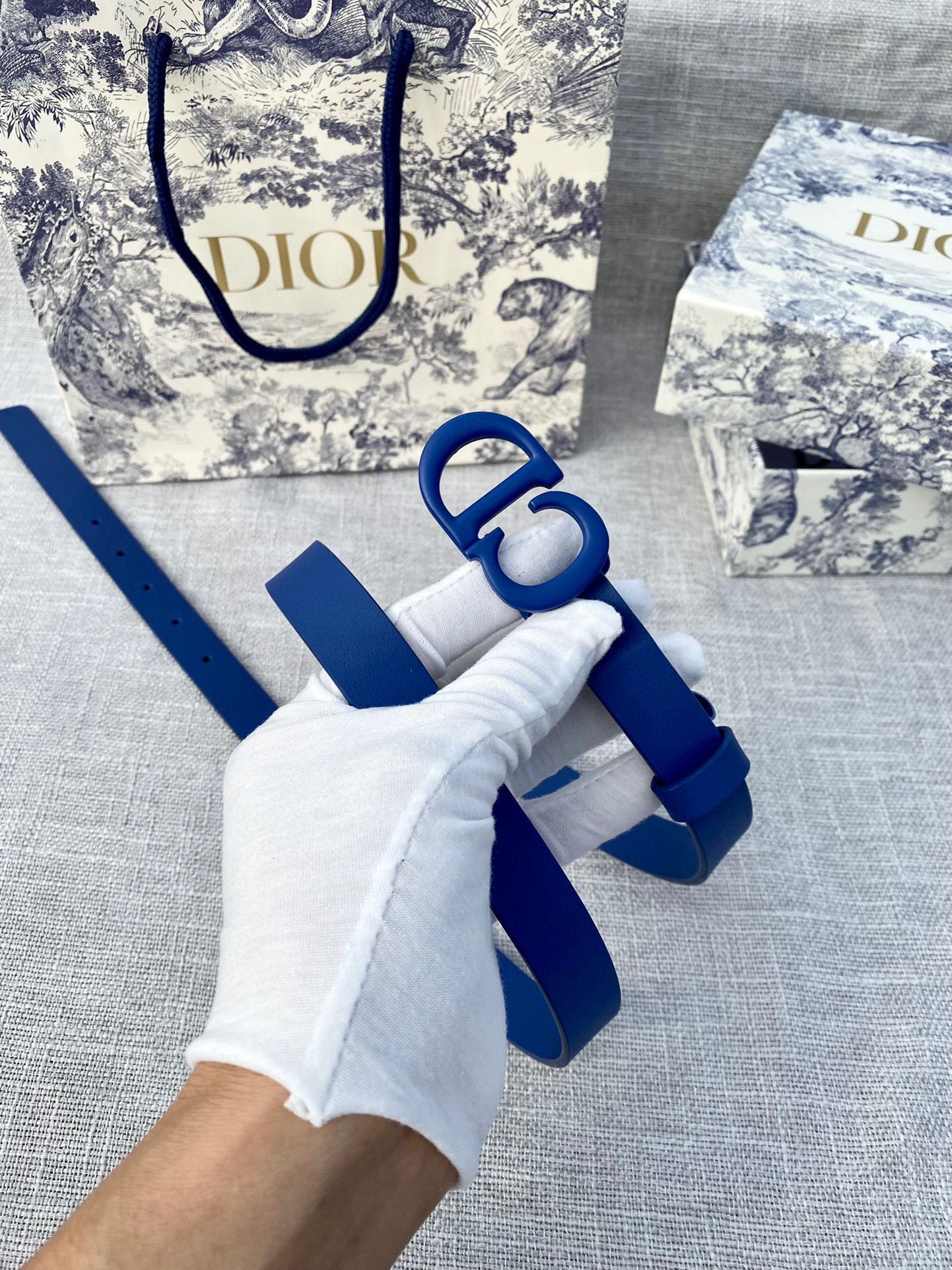 DIOR 26S BELT 20 MM IN NAVY BLUE CALFSKIN 673574