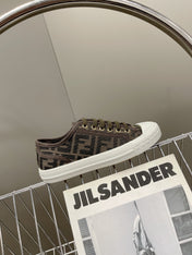 FENDI DOMINO MOTIF LOW-TOP SNEAKERS IN BROWN CANVAS