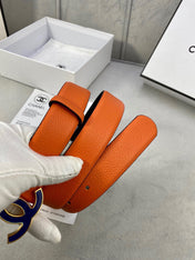 CC 30MM BELT IN FIRE ORANGE GRAINED CALFSKIN WITH NAVY BLUE METAL LOGO