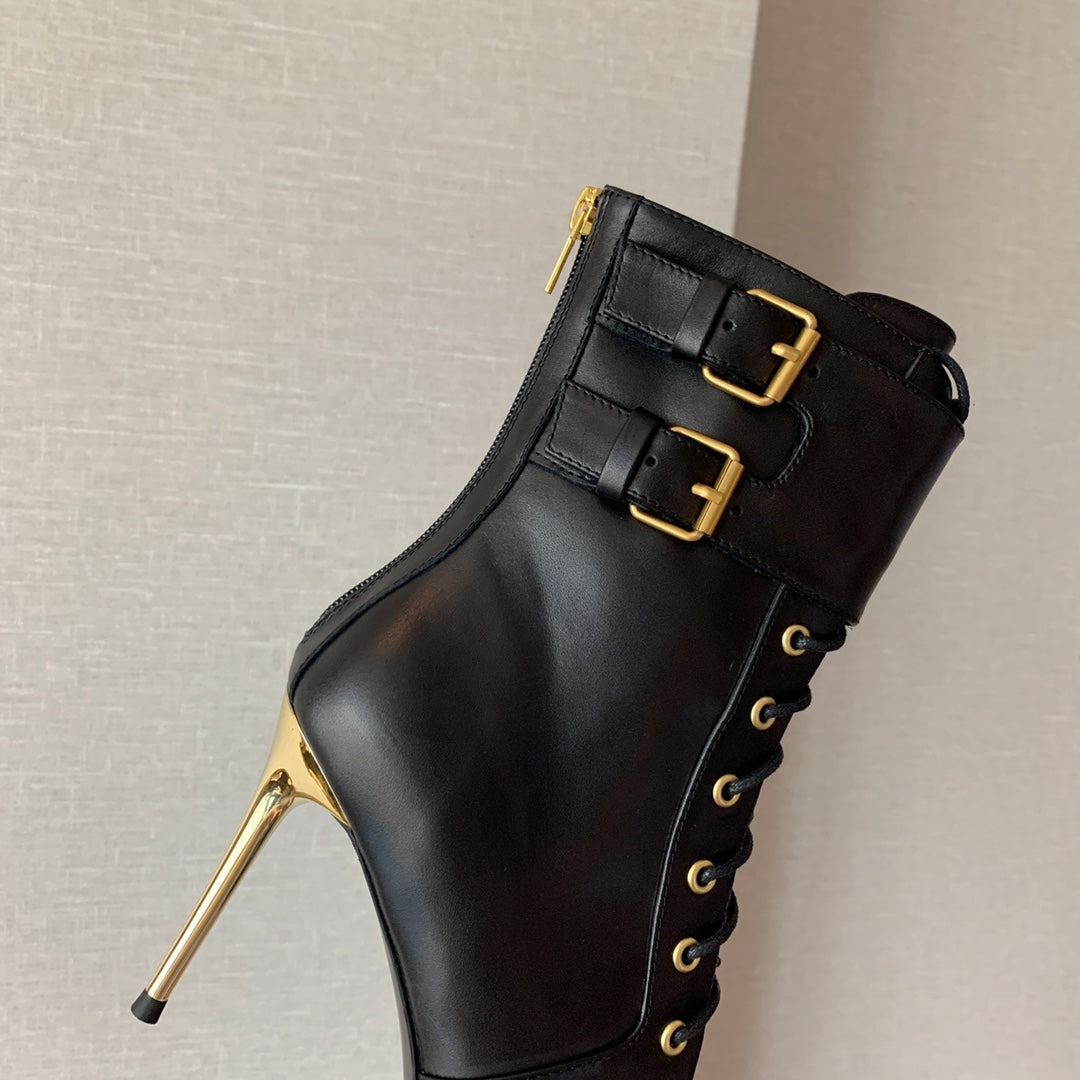 BALMAIN 26S LACE-UP ANKLE BOOTS 105 MM IN BLACK CALFSKIN