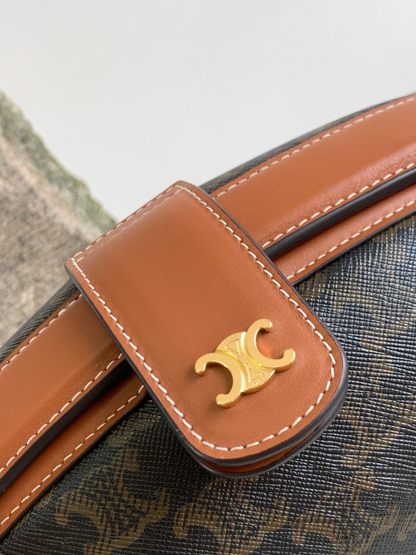 TRIOMPHE 24 BLACK PATTERN PRINTED CALFSKIN