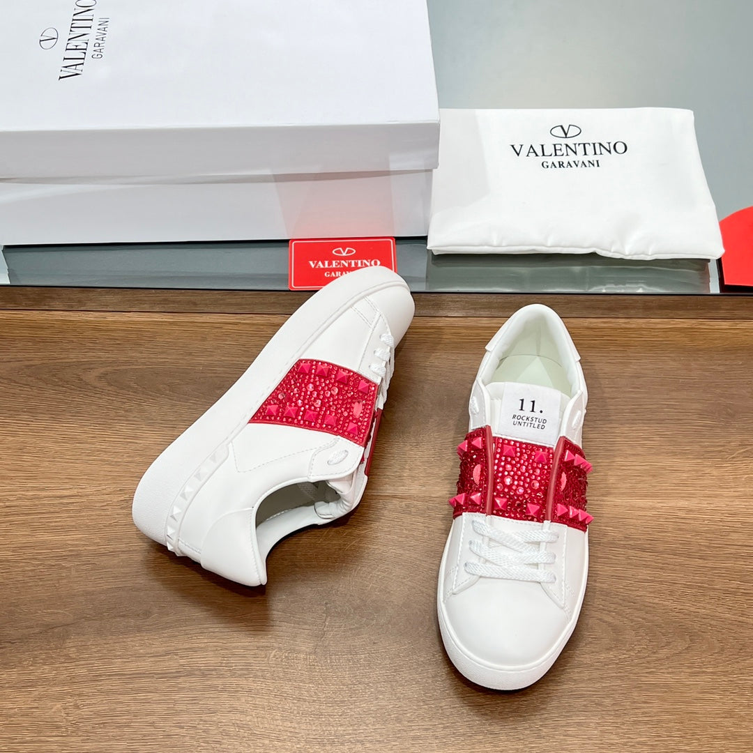 VALENTINO 25S GARAVANI ROCKSTUD UNTITLED STUDDED SNEAKERS IN WHITE LAMBSKIN AND RED STONE-EMBELLISHED