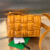 MINI CASSETTE 19 IN SANDSTONE ORANGE SOFT LAMBSKIN