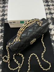 CC KELLY 18 BAG IN BLACK CALFSKIN WITH GOLD HARDWARE