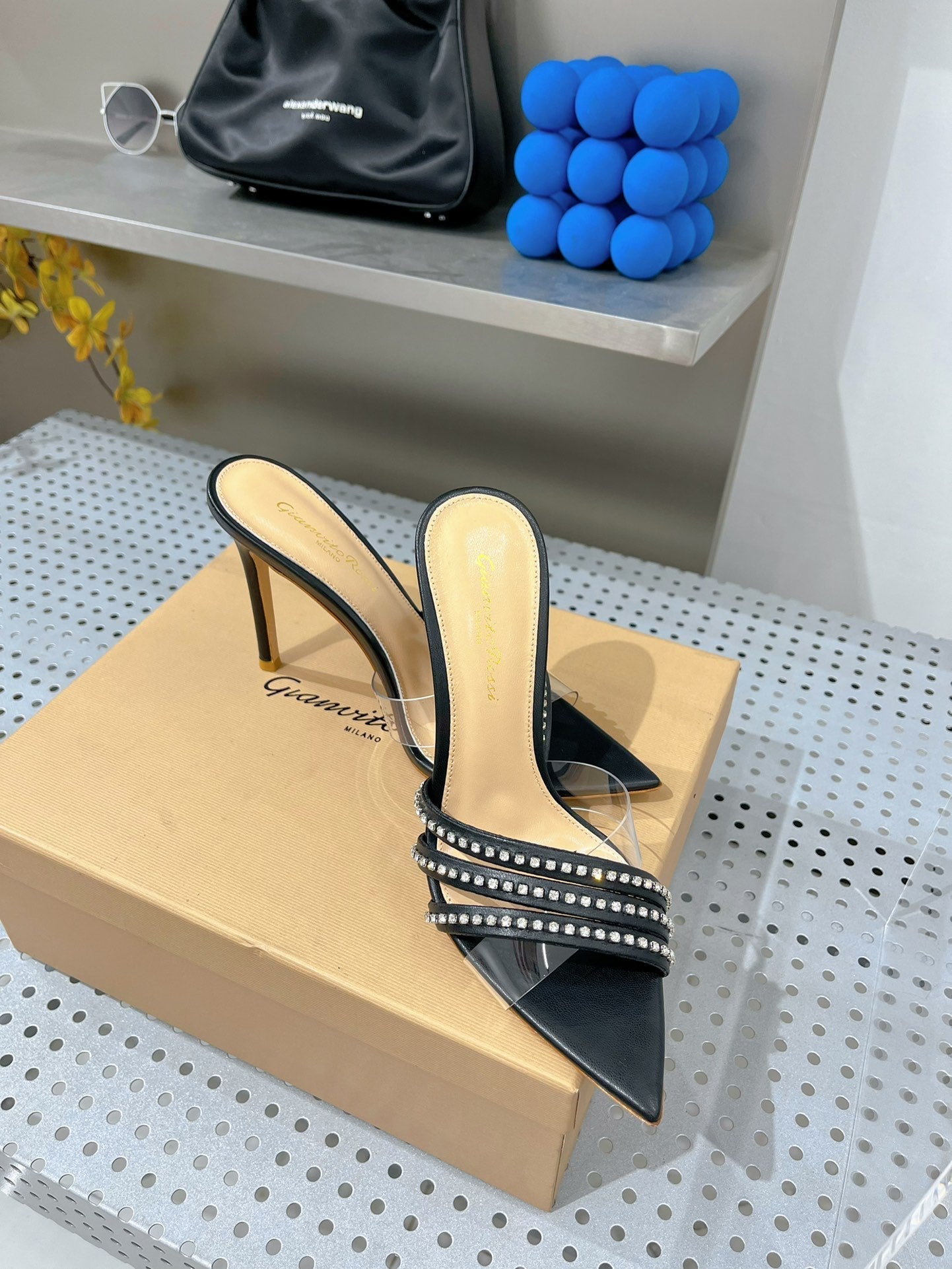 GIANVITO ROSSI 26S HIGH-HEEL SANDALS 100 MM IN BLACK LAMBSKIN