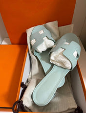 Oasis Sandal Epsom Calfskin Tf