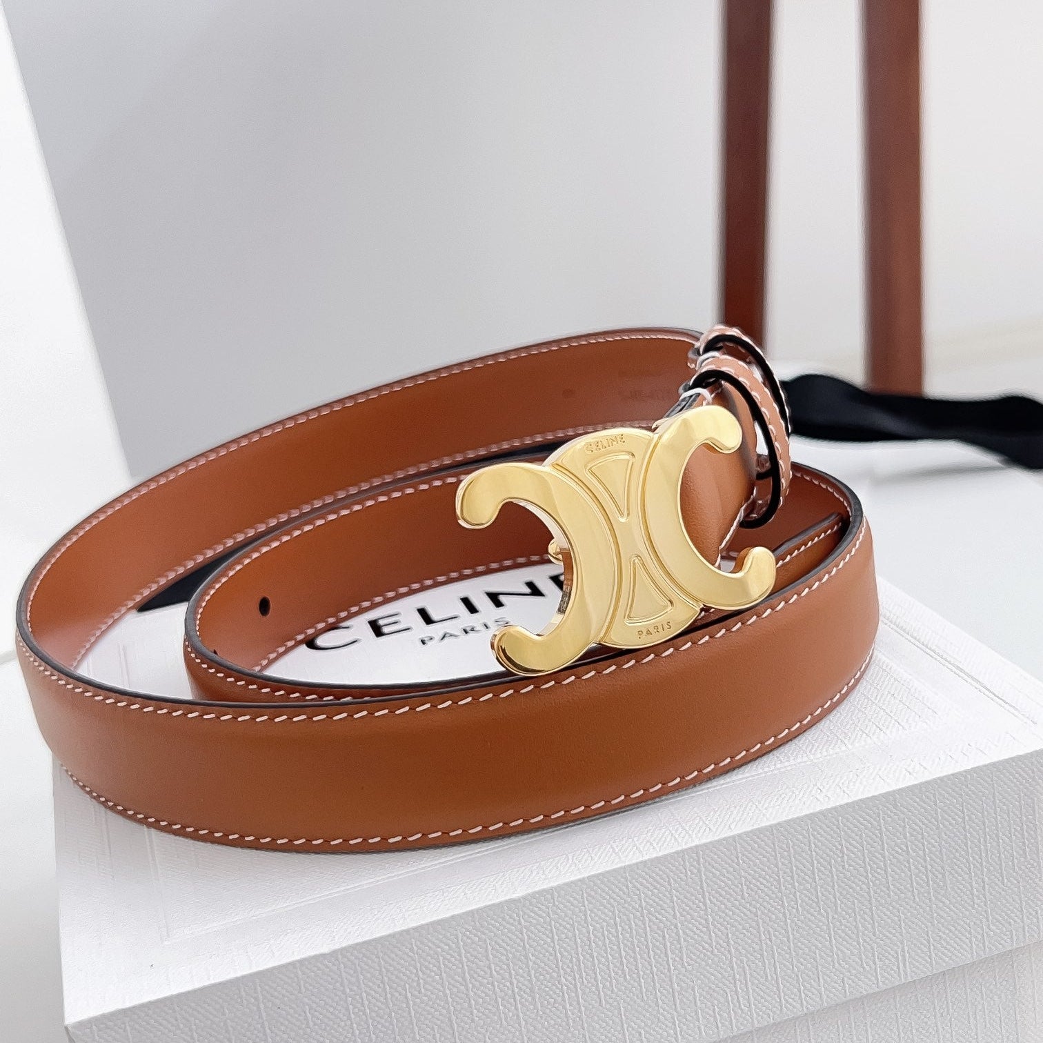 CELINE 26S BELT 25 MM IN BROWN CALFSKIN 672022