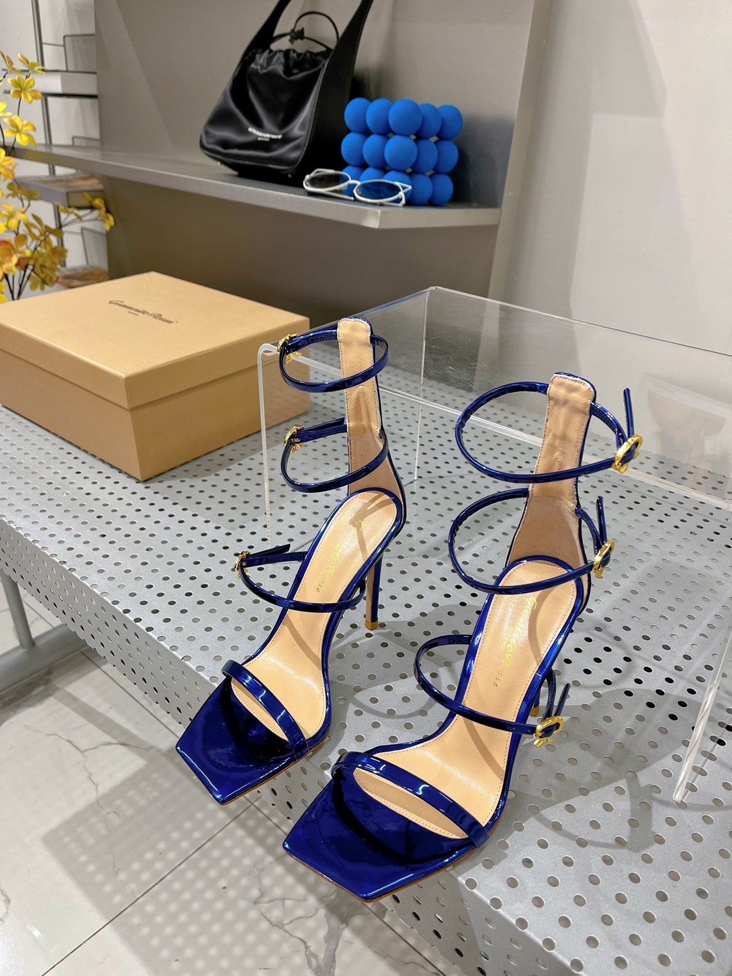 GIANVITO ROSSI 26S SQUARE-TOE HIGH-HEEL SANDALS 105 MM IN NAVY BLUE PATENT CALFSKIN