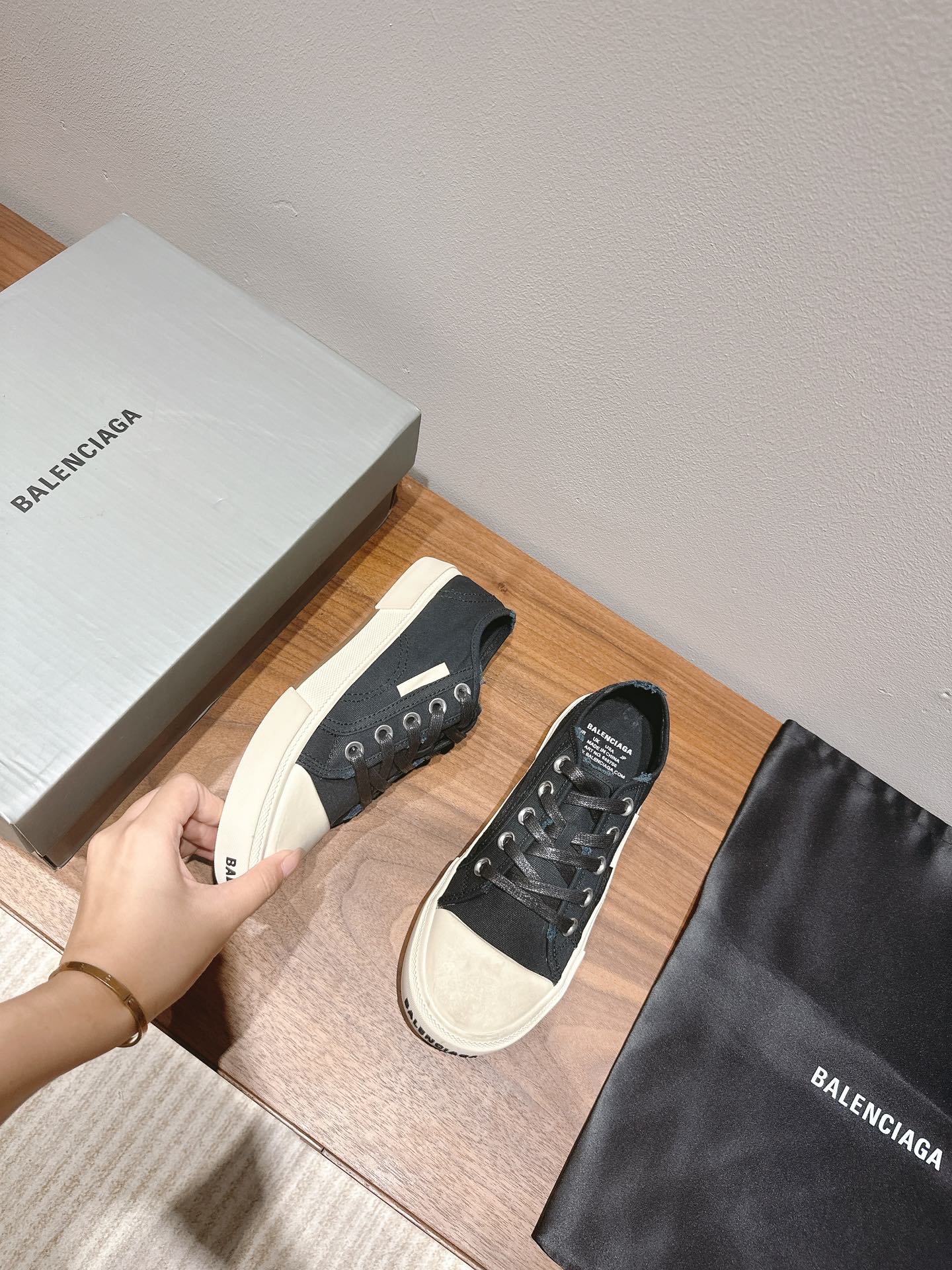 BALENCIAGA 25S SNEAKER IN BLACK CANVAS