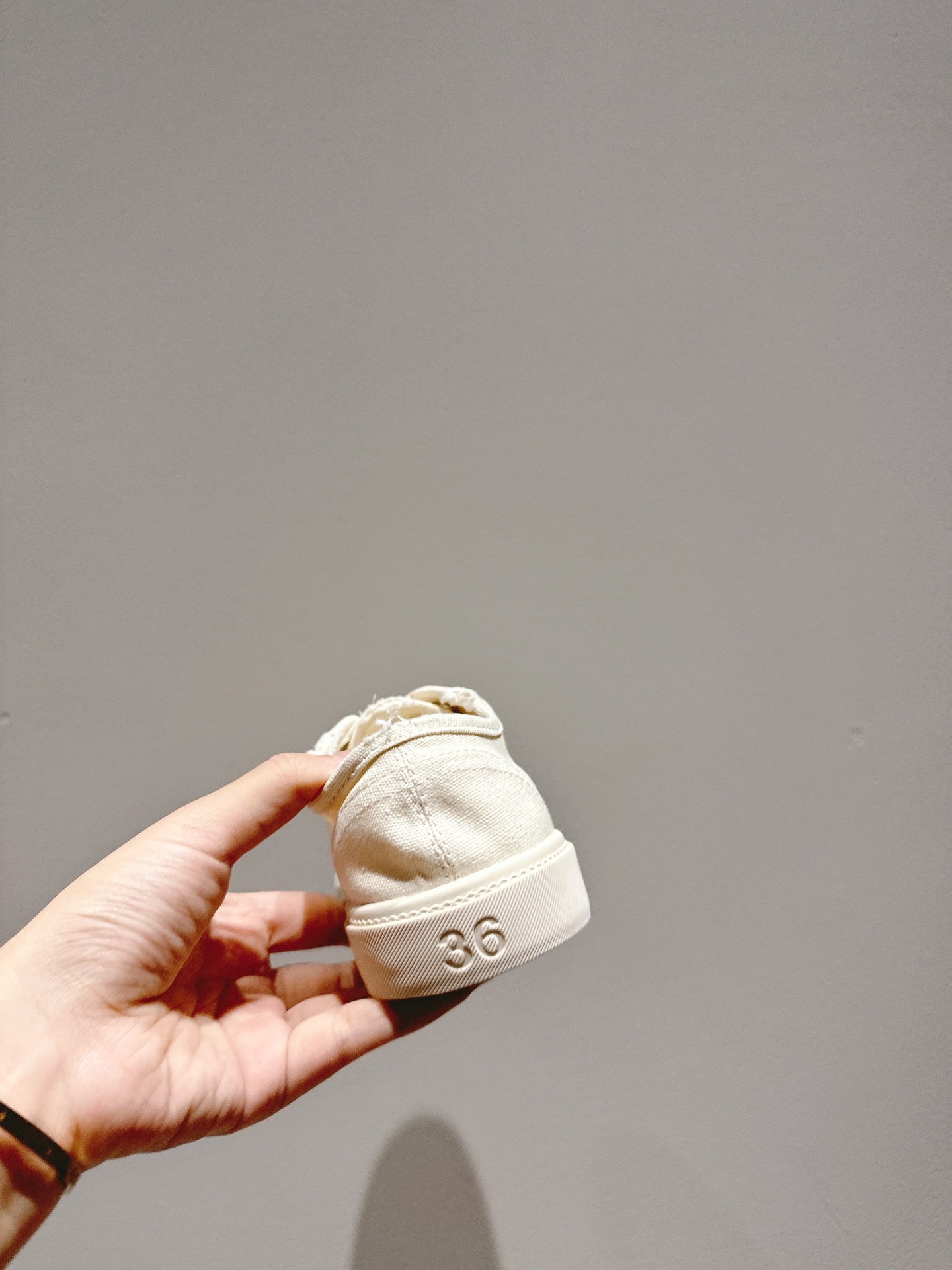 BALENCIAGA 25S SNEAKER IN CREAM WHITE CANVAS