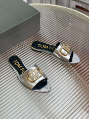 FLAT SLIDE IN SILVER METALLIC CALFSKIN