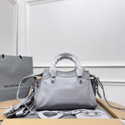 NEO CAGOLE 26 IN GREY LAMBSKIN