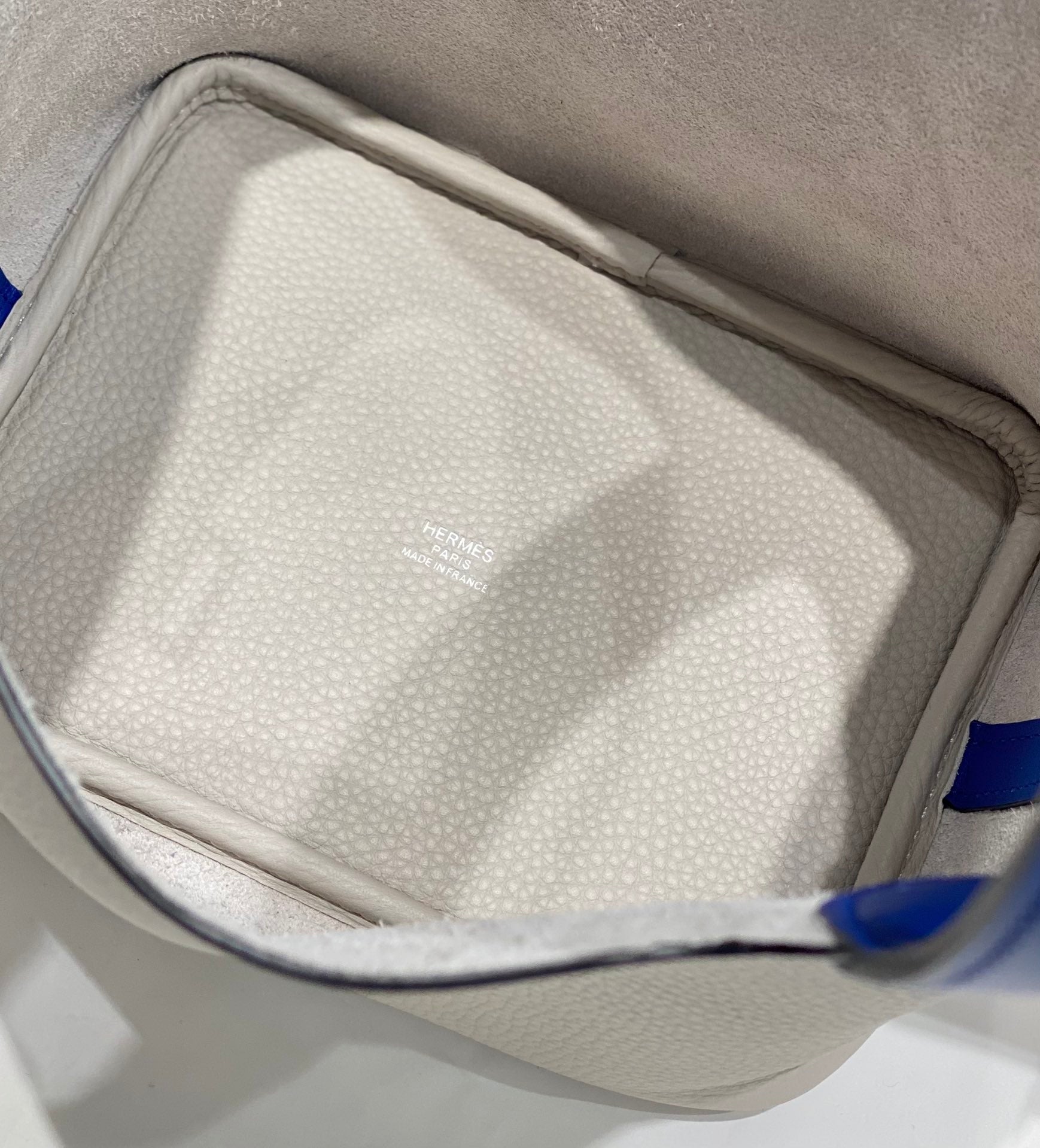 HERMES 25S PICOTIN LOCK 18 IN PEARL GRAY AND ELECTRIC BLUE CALFSKIN SILVER HARDWARE