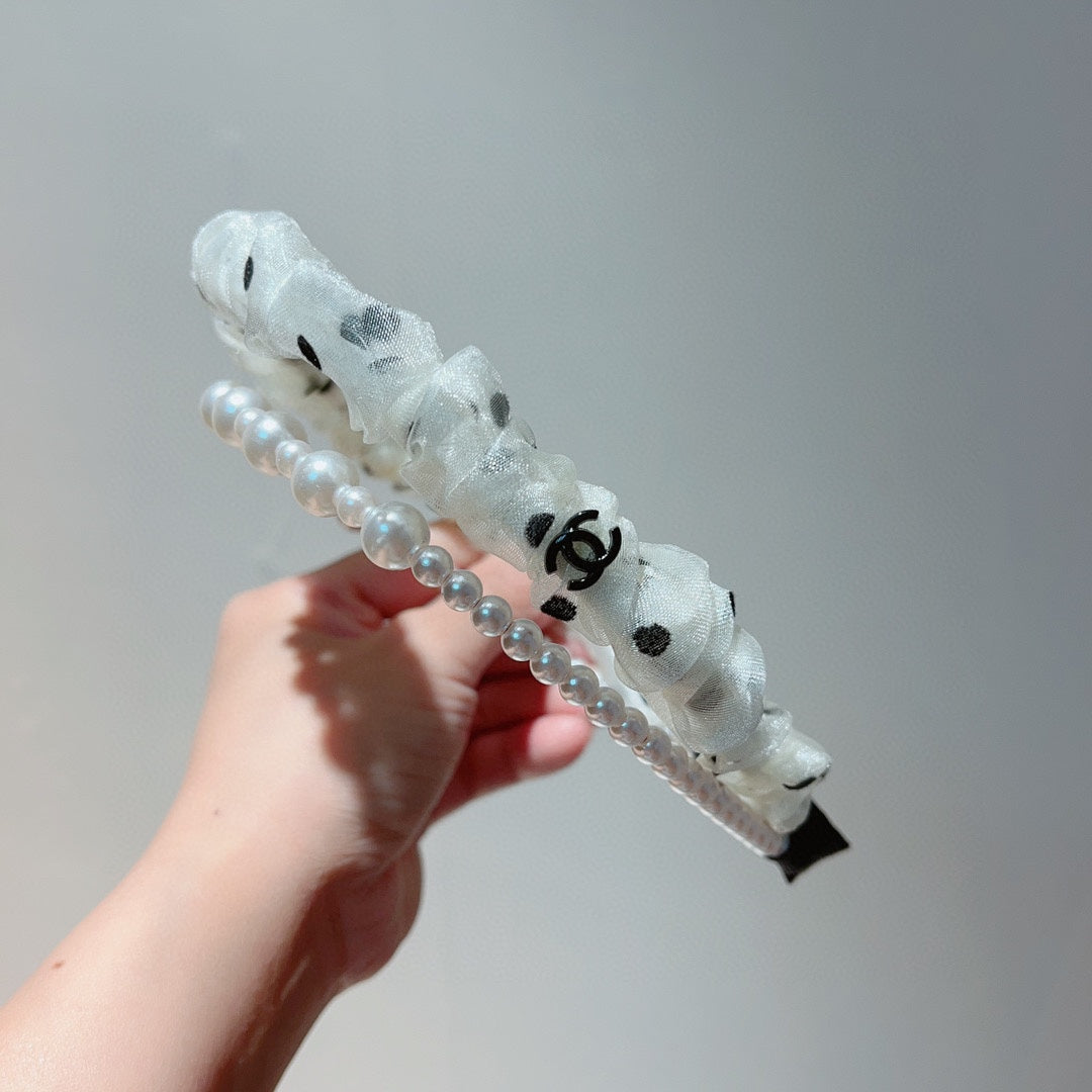 WHITE VOILE FABRIC HAIRBAND WITH PEARL CHAIN 867188