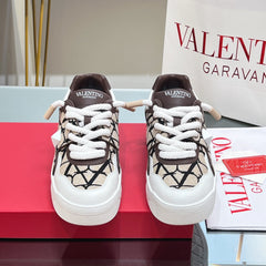 VALENTINO 25S GARAVANI ONE STUD XL PLATFORM SNEAKERS IN WHITE LAMBSKIN AND BEIGE CANVAS